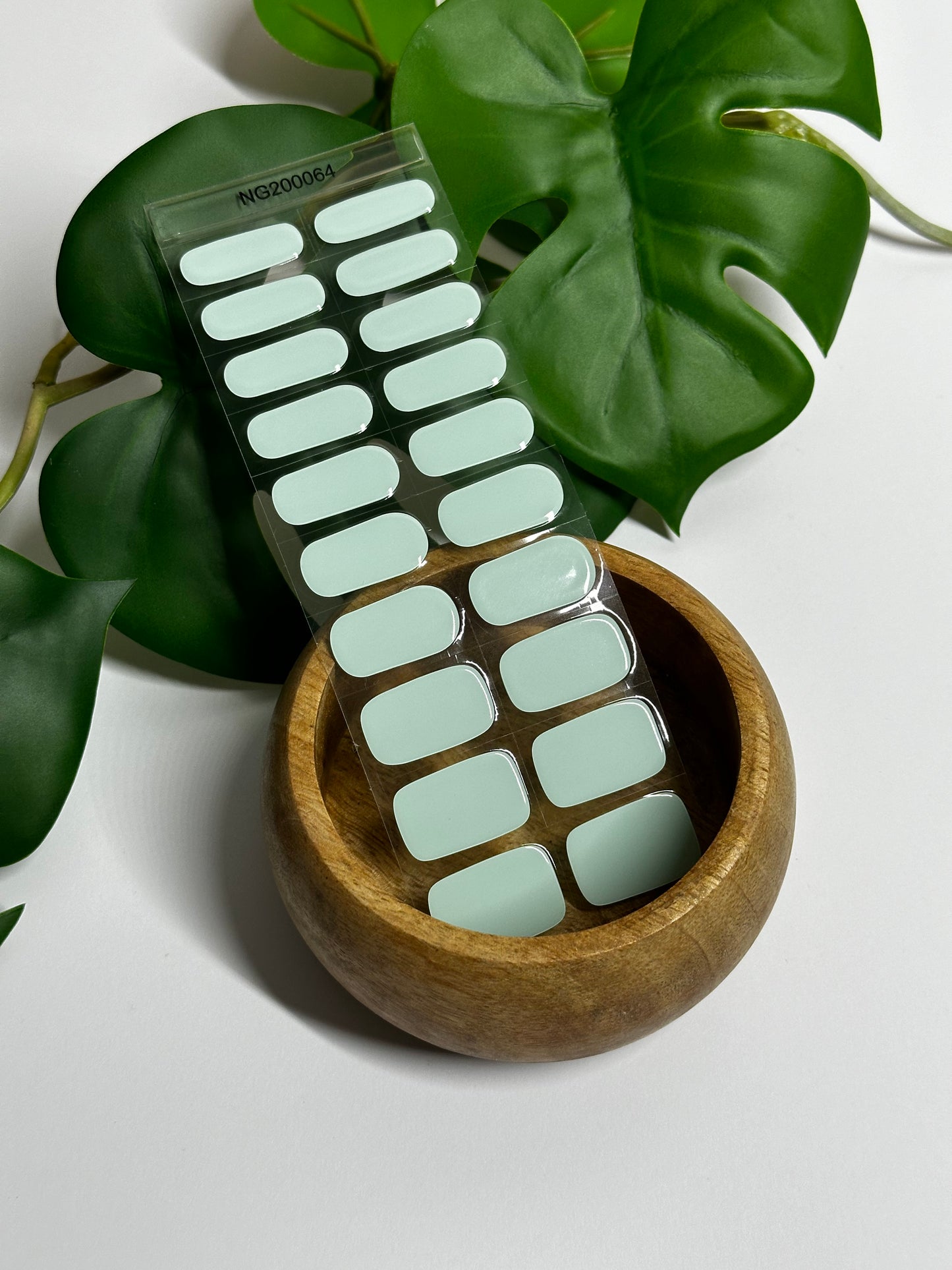 Fresh Mint | Semi Cured Gel Nail Wraps
